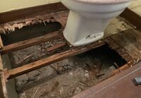 LINE_ALBUM_折笠様邸トイレ床張り替え施工_220509　前